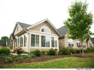 33 Mountain Meadow Cir, Weaverville, NC 28787