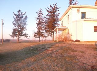 27275 Straw School Rd, Shannon, IL 61078