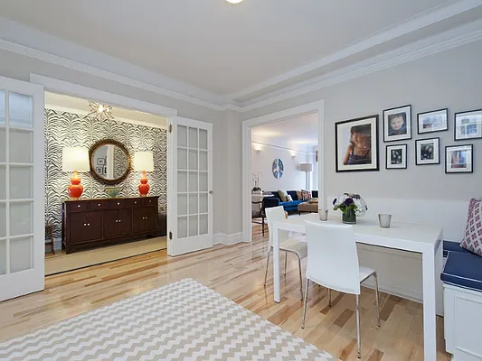 Sold by Sotheby's International Realty | media 17