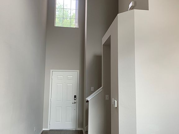 2nd image of 3176 Tarrant Ln