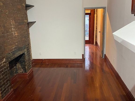 2nd image of 273 E 10th St APT B