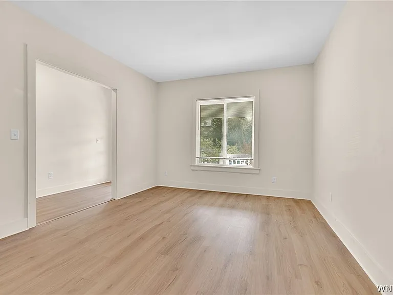 2206 Main St #1 — Photo 6