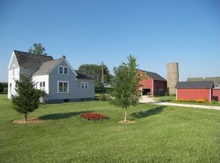 2454 Highway 13, Manchester, IA 52057