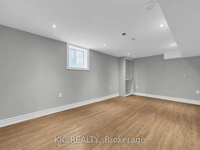 108 Cardinal Cres — Photo 10