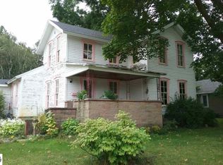 401 S Main St, Saint Louis, MI 48880