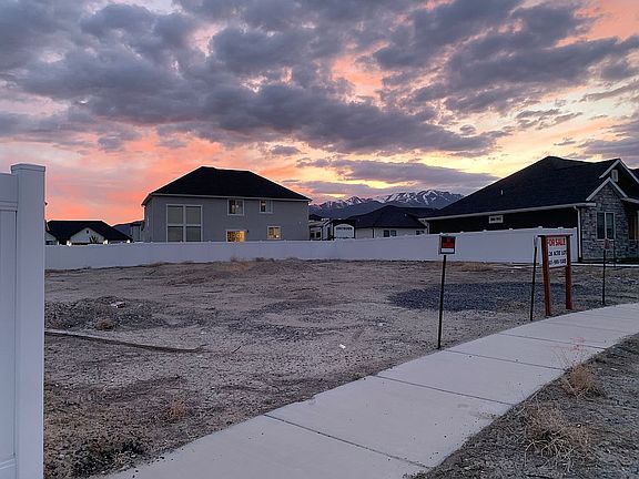 5th image of 5231 N Wild Pear Dr