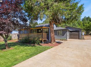 33719 Row River Rd, Cottage Grove, OR 97424