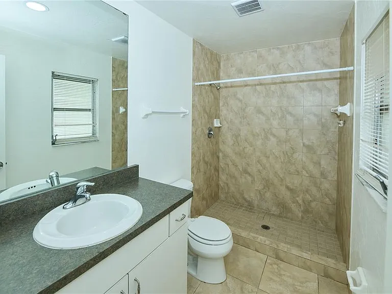 2308 60th Ave W #2308 — Photo 11