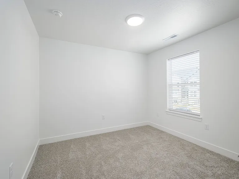 3935 W 1000 N — Photo 7