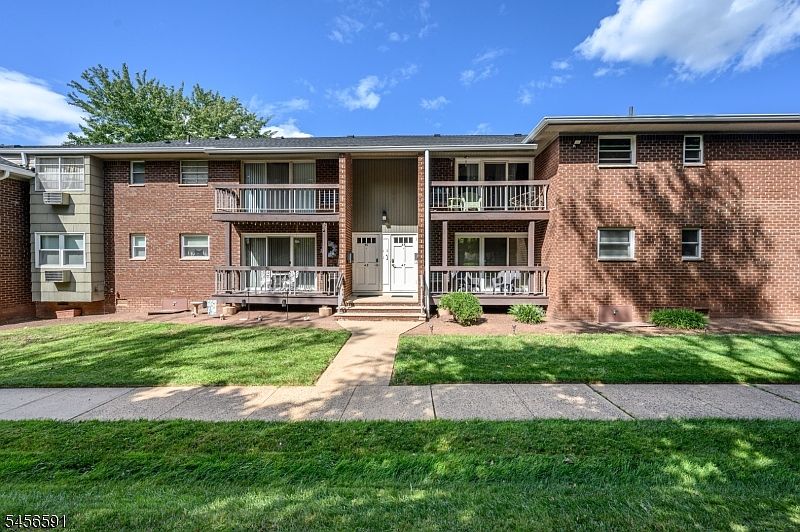 1st image of 18 Deanna Dr BLDG 18 #47