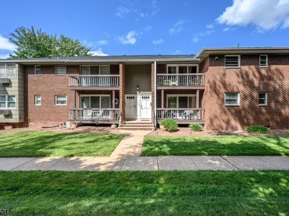 18 Deanna Dr BLDG 18 #47, Hillsborough Twp., NJ 08844