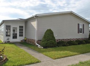 993 Scarlett Ln, Columbus, OH 43207