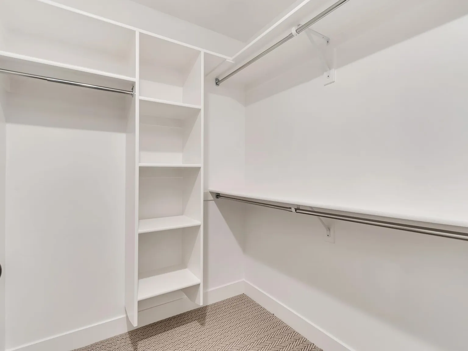 4458 S Stonington Way — Photo 4