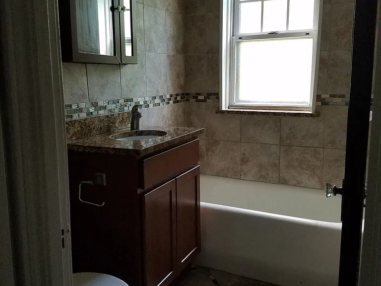 368 North Taylor Avenue — Photo 24