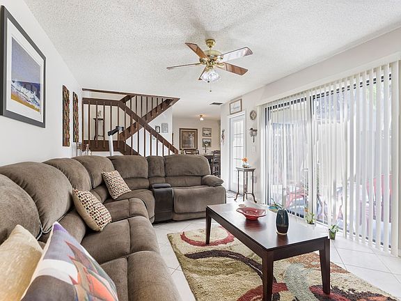 3rd image of 595 N Tropic Ln