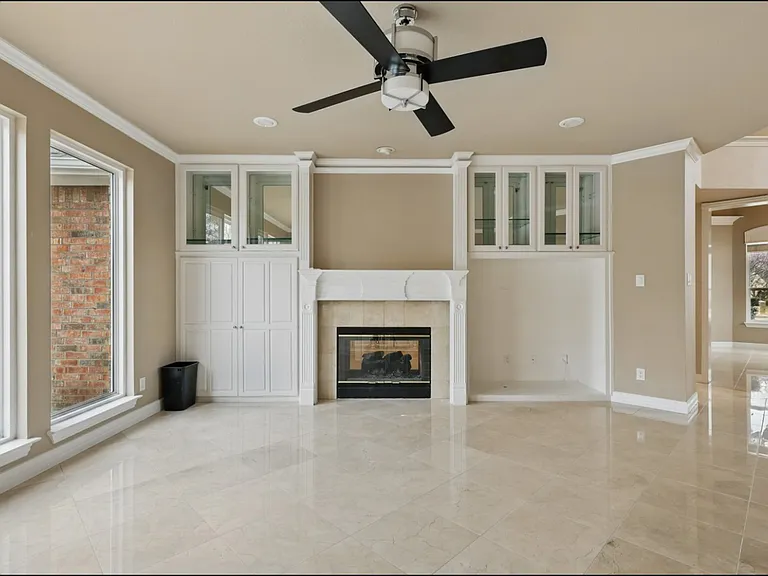 727 Ashleigh Ln — Photo 19