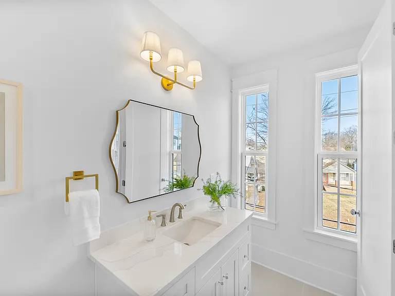 928 Parkwood Ave — Photo 29