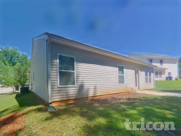 2610 Andes Dr — Photo 15