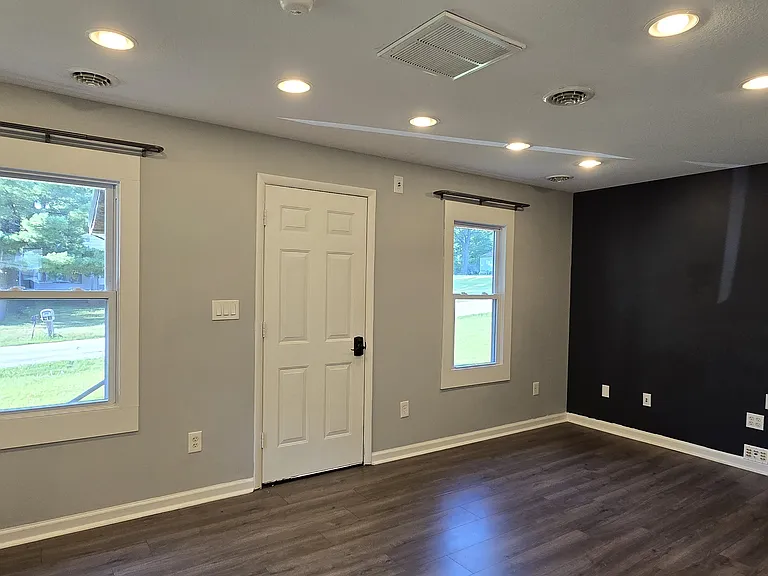 2818 Draper St SE — Photo 4