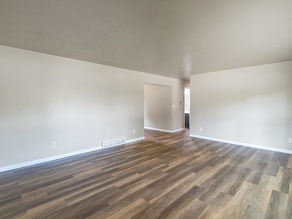5th image of 5304 S Timber St