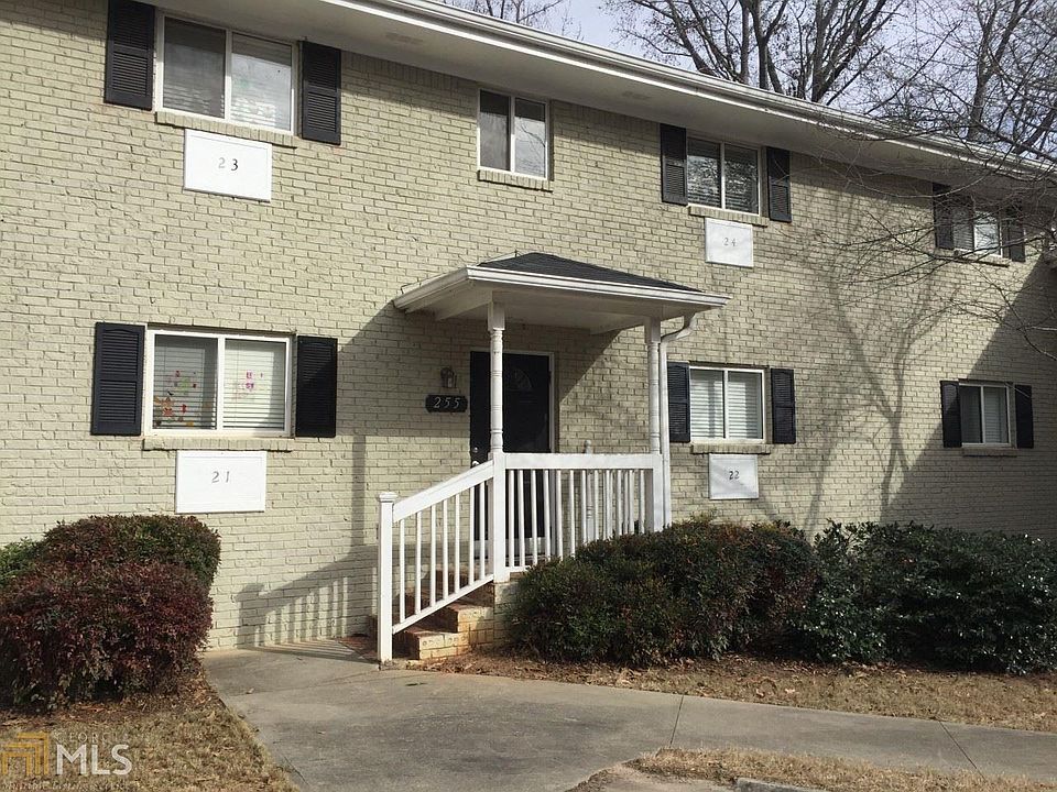 2nd image of 255 Jefferson Pl APT 22