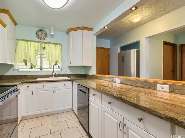 98-1372 Koaheahe Pl #18174, Pearl City, HI 96782