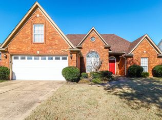 10050 Bloomsbury Ave, Cordova, TN 38016