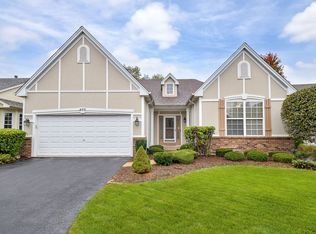 403 Lake Ct, Oswego, IL 60543