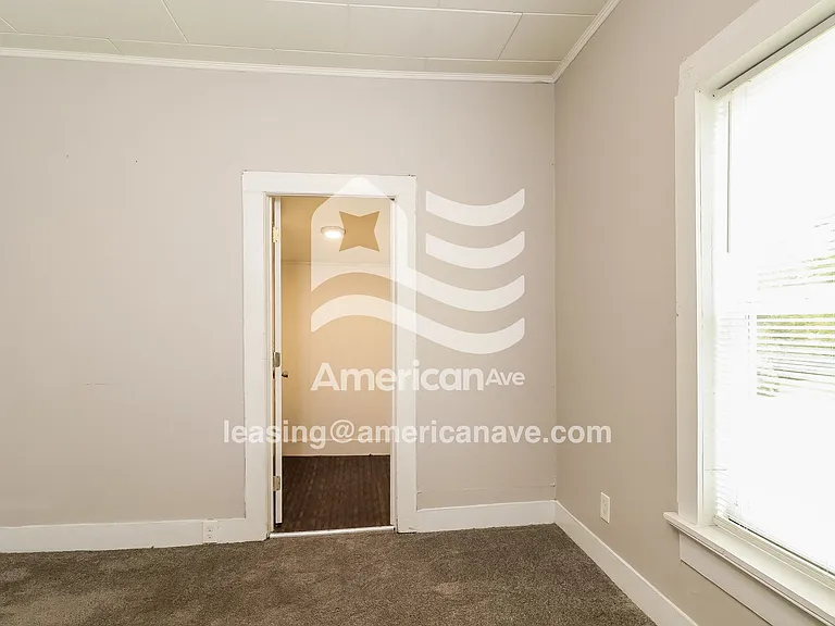 1631546_013_bedroom_13754815.jpg