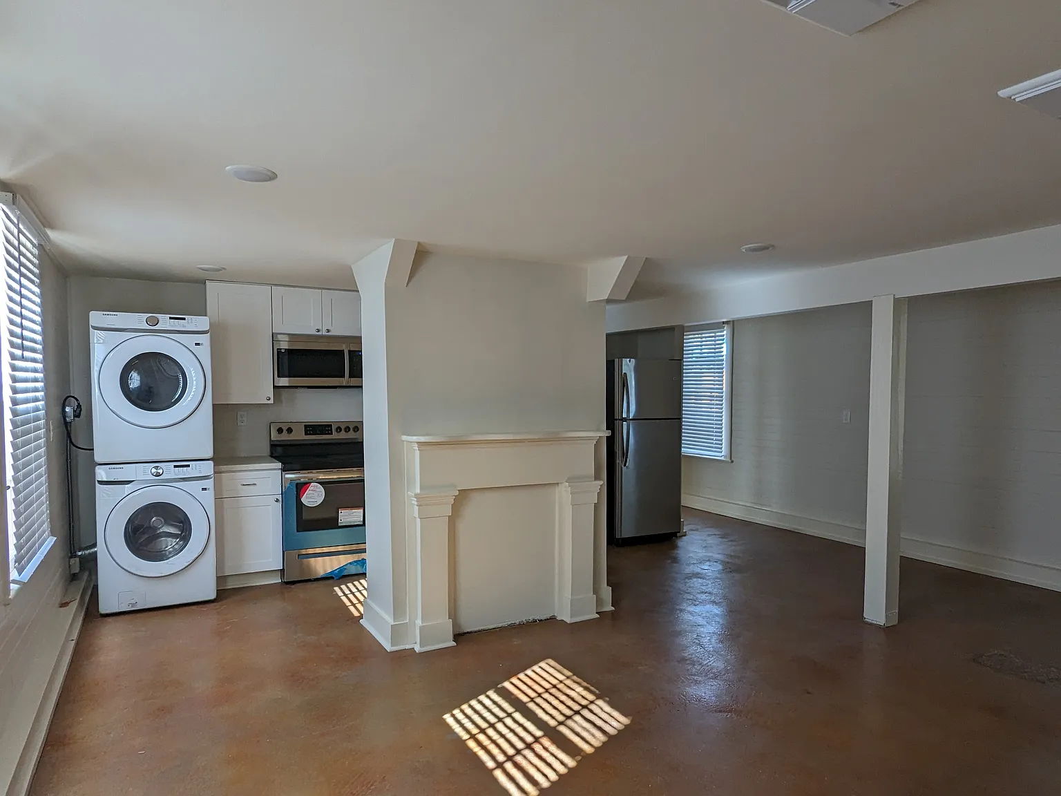 1 bed, 750 sqft, $1,200 — Photo 3