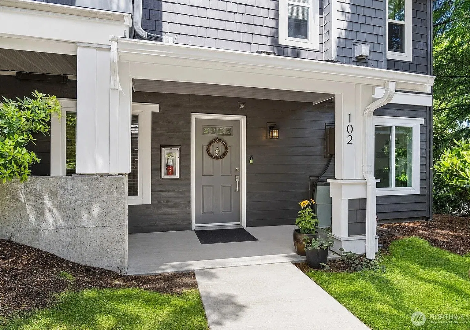 Peaceful Lakemont Living | Charming 3-Bedroom Ground-Floor Condo — Photo 1