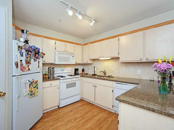 4th image of 1701 The Greens Way APT 711