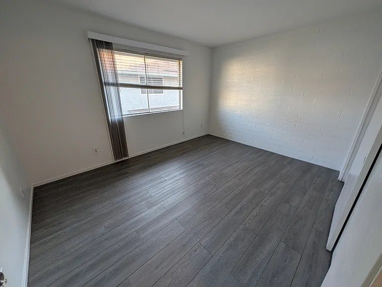 8406 E Roosevelt St — Photo 13