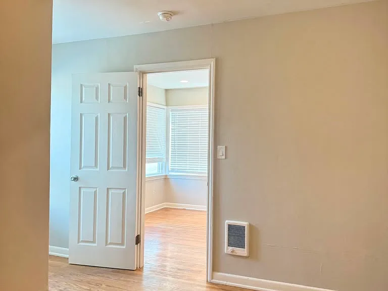 4700 SW Othello St #1 — Photo 8