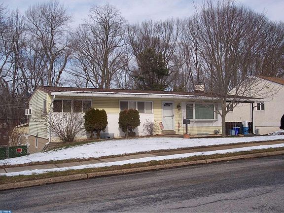 5th image of 207 Valley Green Dr