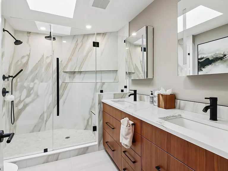 302 N Nassau Ave — Photo 46
