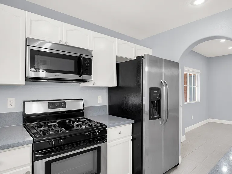 #Guardian Realty 401 Pine Haven St #102, Las Vegas Condo Rental kitchen 2_06232025