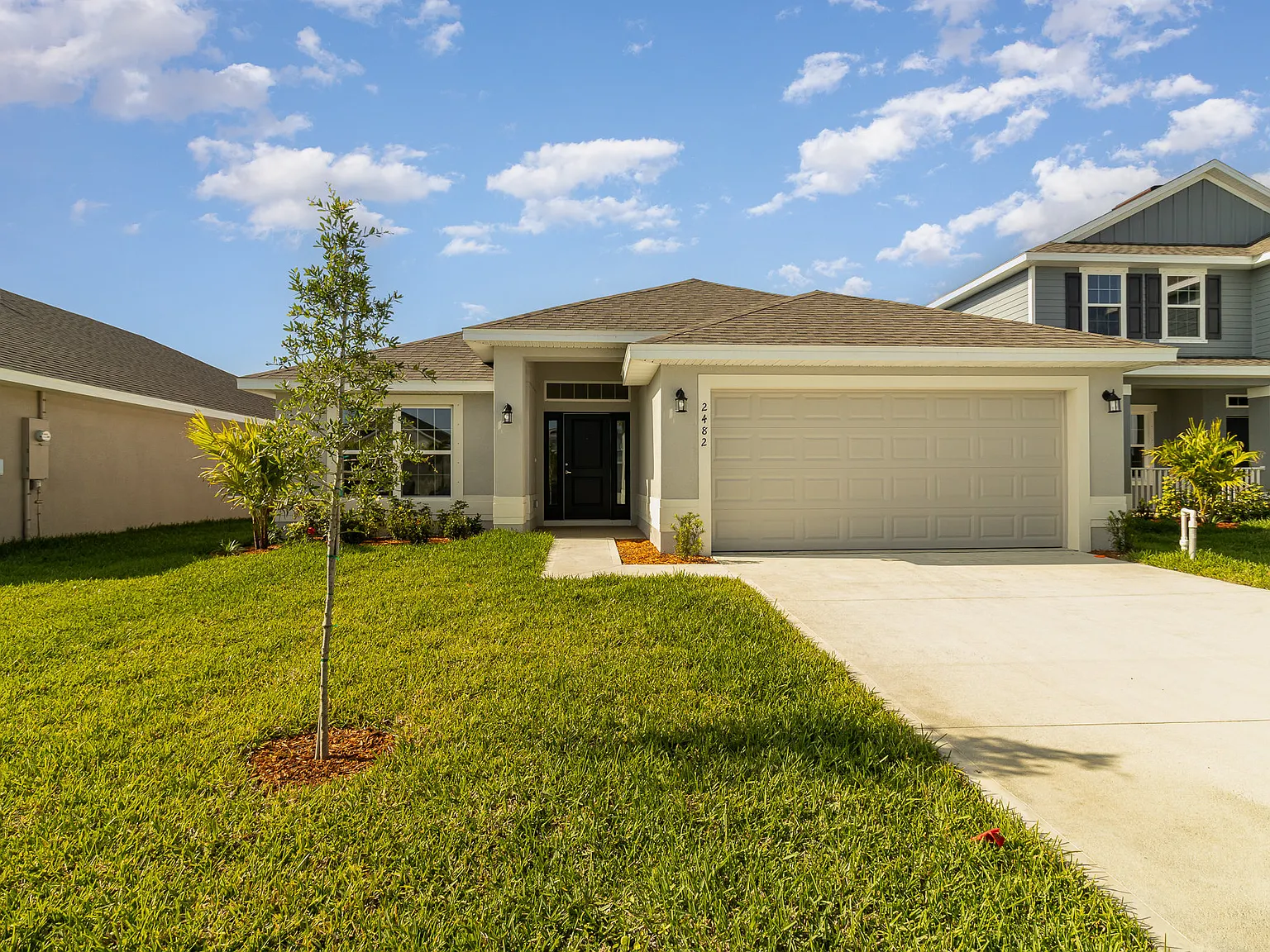 4 bed, 1820 sqft, $2,400 — Photo 3