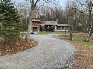 21 Louise Ave, West Milford, NJ 07480