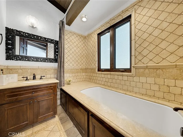 2300 Villa Heights Rd — Photo 44