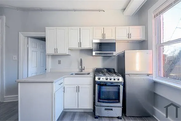 1037 Edmondson Ave #2 — Photo 4