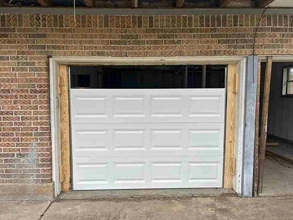 5th image of 1012 3rd St