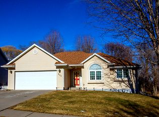 925 E Ridge Dr, Malvern, IA 51551