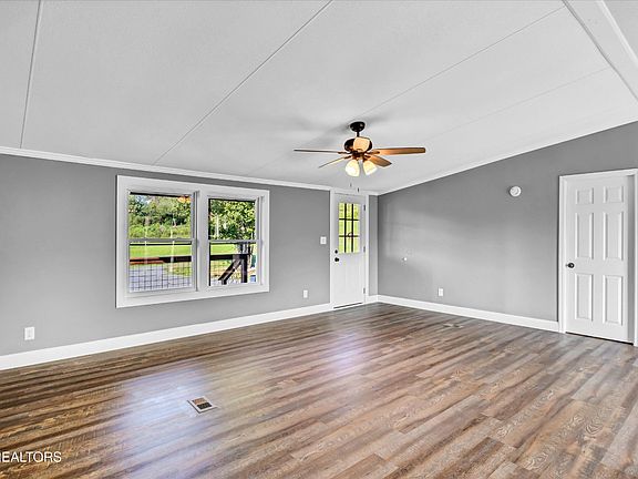 5th image of 2757 Bailey Landing Ln
