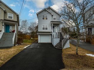 118 Dixon Ct, Halifax, NS B3T 1N9