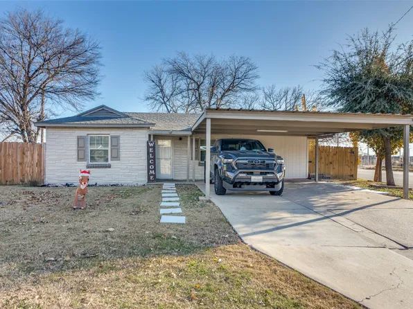 9225 N Dodson Dr, White Settlement, TX 76108