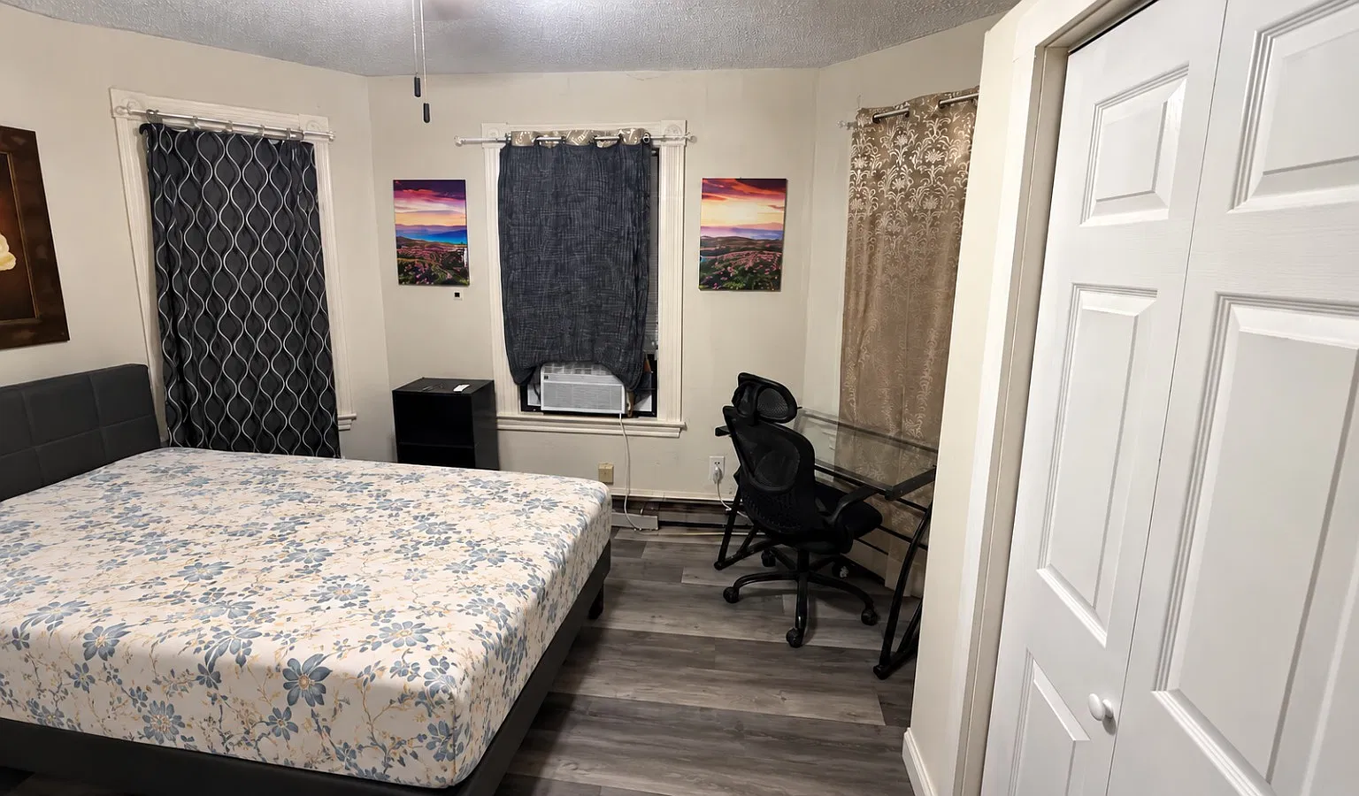 4 bed, 1800 sqft, $1,040 — Photo 2