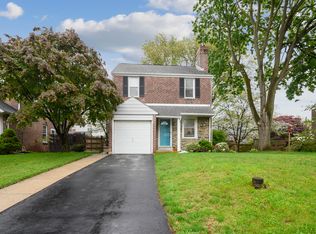 107 S Norwinden Dr, Springfield, PA 19064