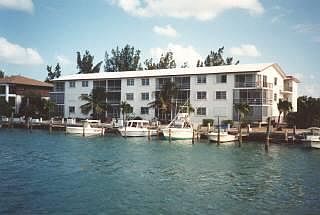 1st image of 14 Harbour House Condominium