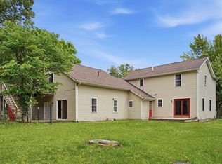 9050 Almena Dr, Kalamazoo, MI 49009